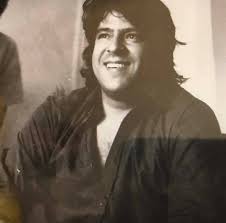 احمد ظاهر میروی از من و لبریز فغانم